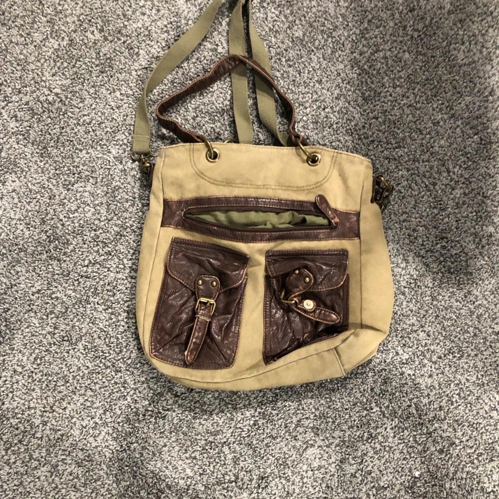 Women’s decree purse
